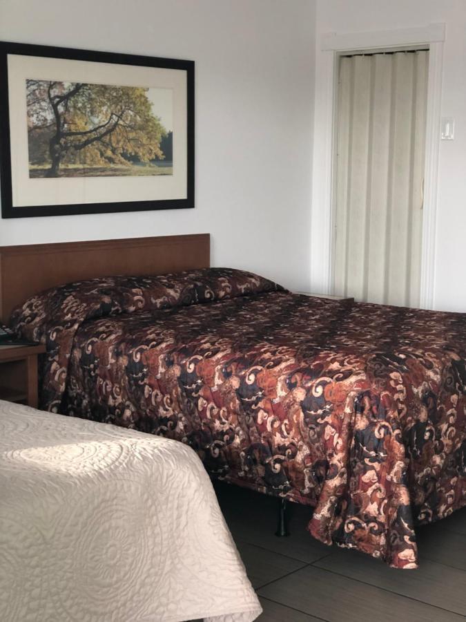 加蒂诺汽车旅馆 外观 照片